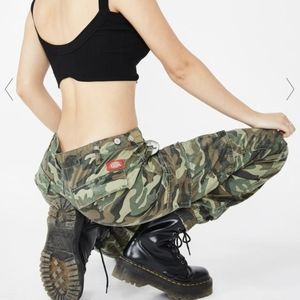 Dickies girls camo cargo jogger